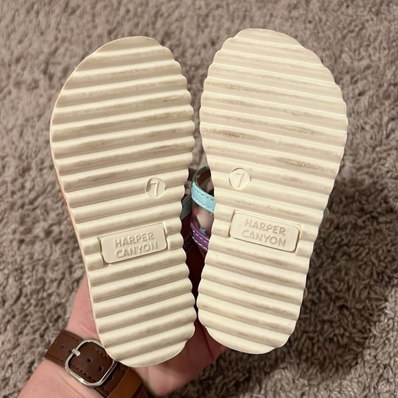 Harper Canyon Rainbow Toddler Sandals - Picture 2 of 2